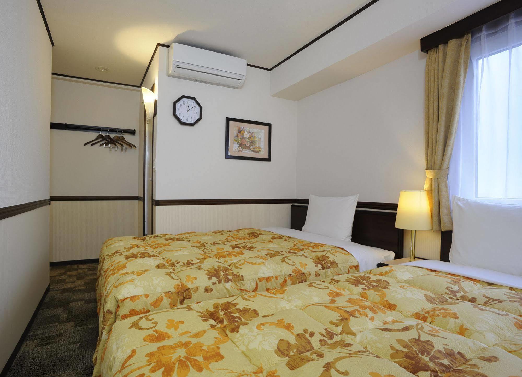 Toyoko Inn Sendai Higashi-Guchi No 2 ภายนอก รูปภาพ